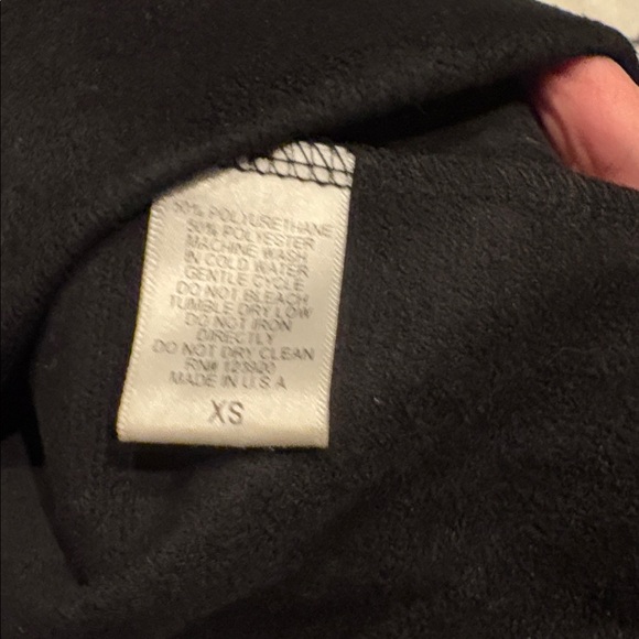 LA Made Black Faux Leather Crew Neck, Long Sleeve top. Size Small - Picture 7 of 8